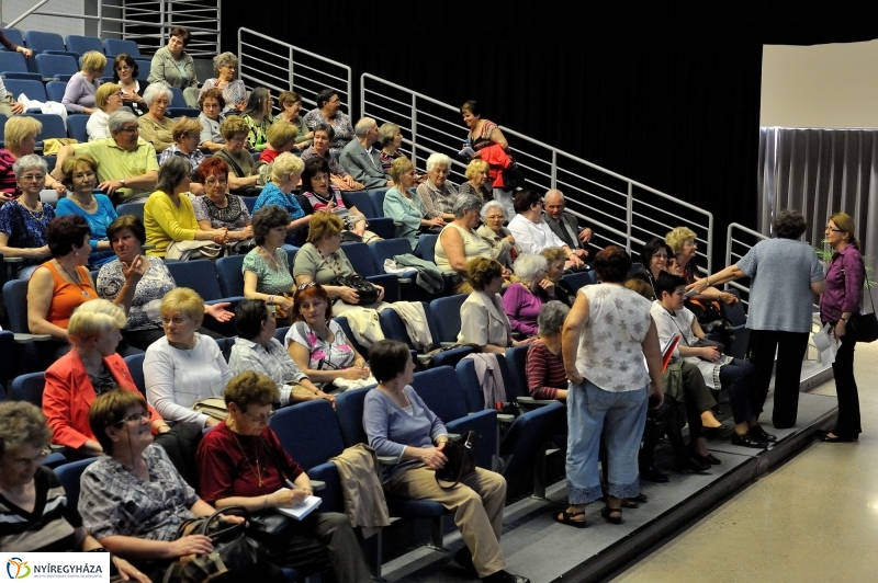 Szépkorúak Akadémiája a VMKK-ban