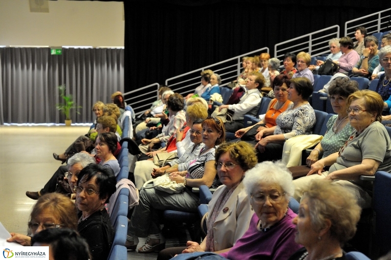 Szépkorúak Akadémiája a VMKK-ban