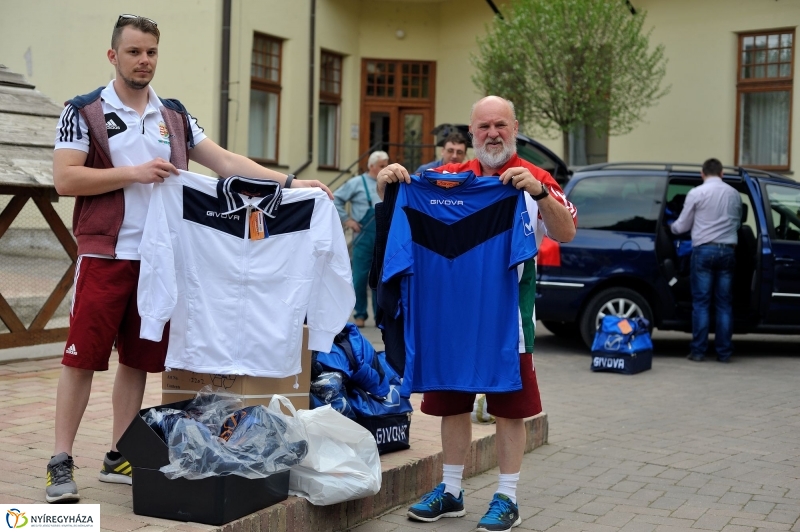 Adomány Mátyfalva labdarúgóinak