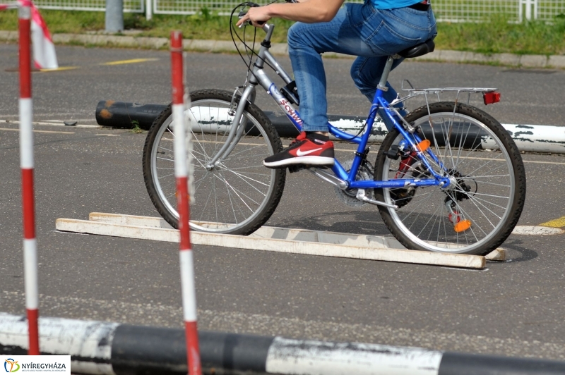 Középiskolai Közlekedésbiztonsági Kupa
