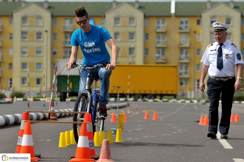 Középiskolai Közlekedésbiztonsági Kupa