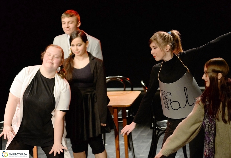 Diákszínjátszók a MűVész Stúdióban