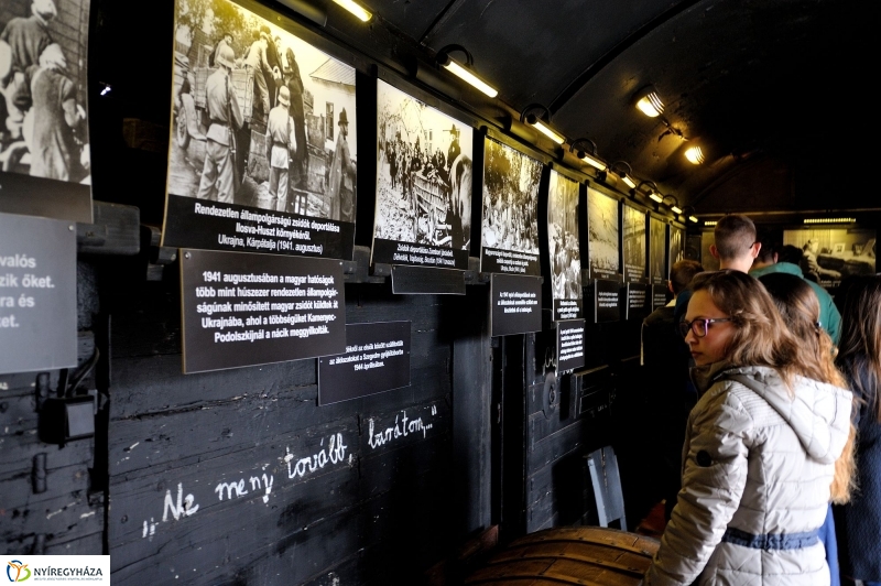 Élet Menete - utazó vagonkiállítás