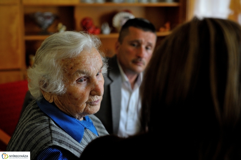 Szépkorú köszöntése - Purgel Katalin