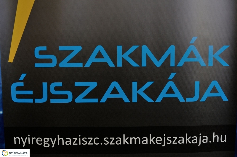 Szakmák Éjszakája sajtótájékoztató