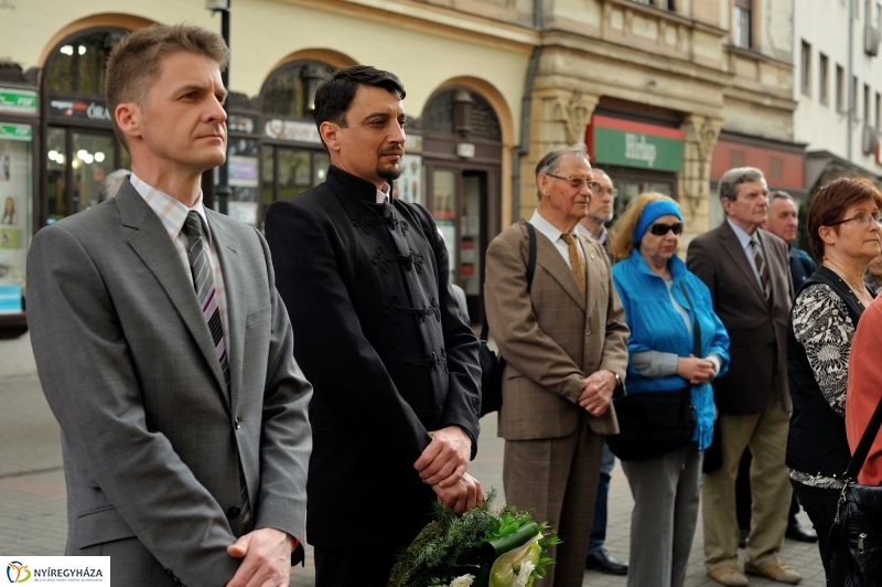 Emlékezés a felvidéki magyar családok szenvedéseiről