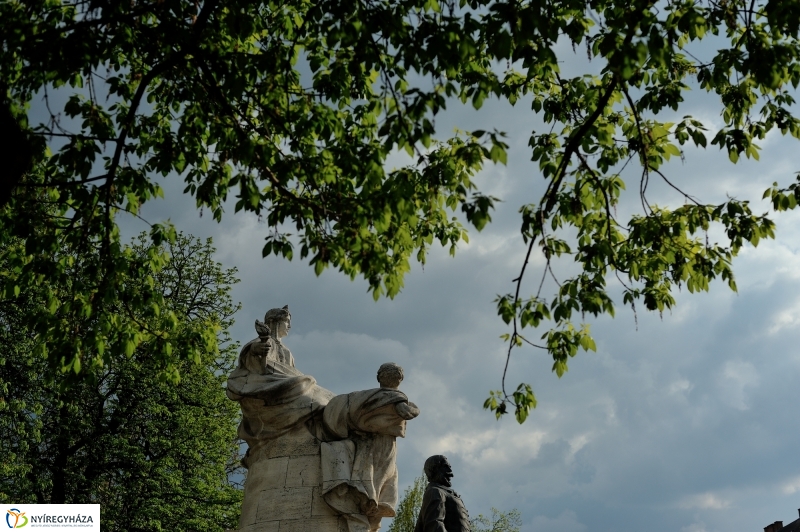 Tavaszi délután a belvárosban