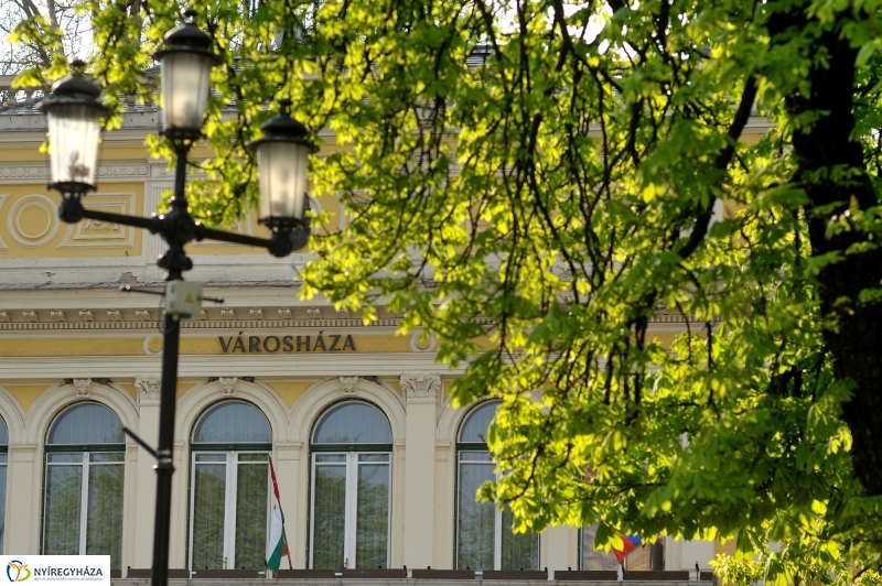 Tavaszi délután a belvárosban