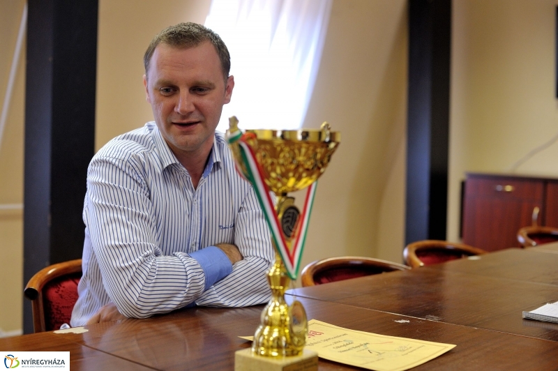 Bajnokok az ülőröplabdások