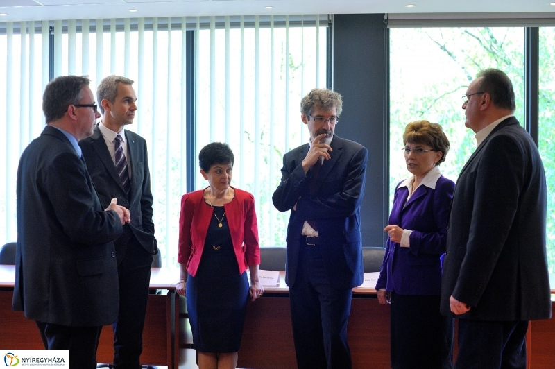 Egyetemek találkozása