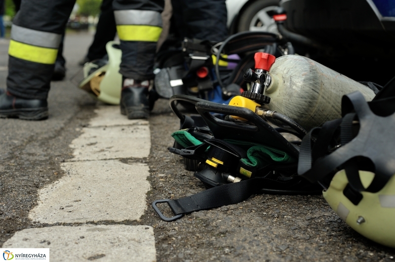 Tűzoltók a magasban