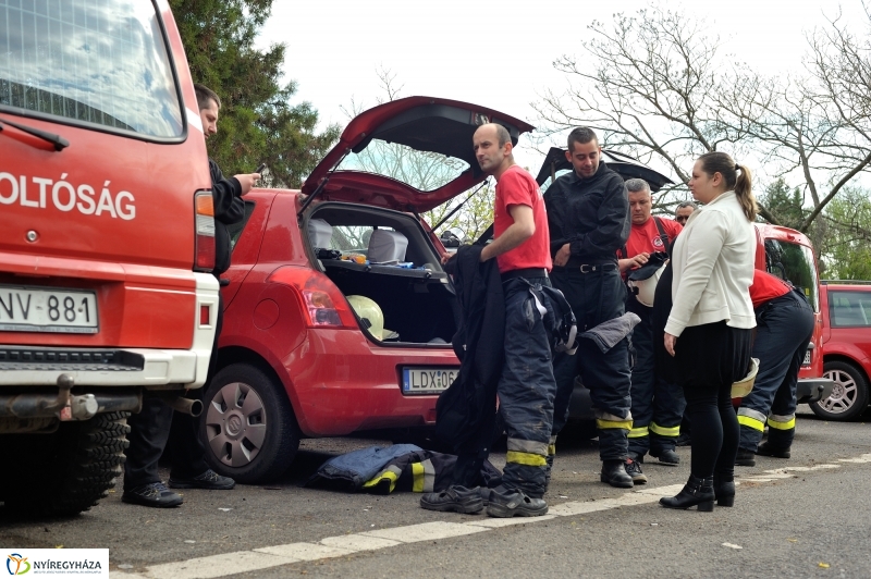 Tűzoltók a magasban