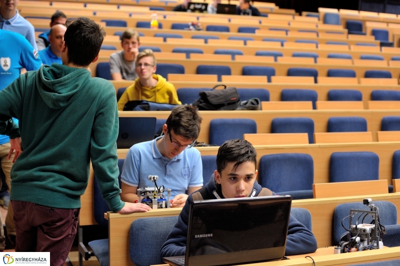 Robotkupa a Nyíregyházi Egyetemen