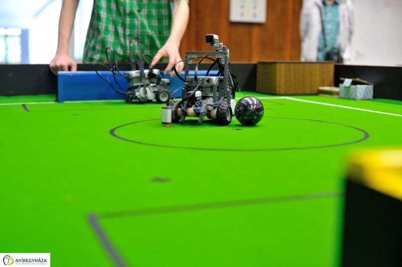 Robotkupa a Nyíregyházi Egyetemen