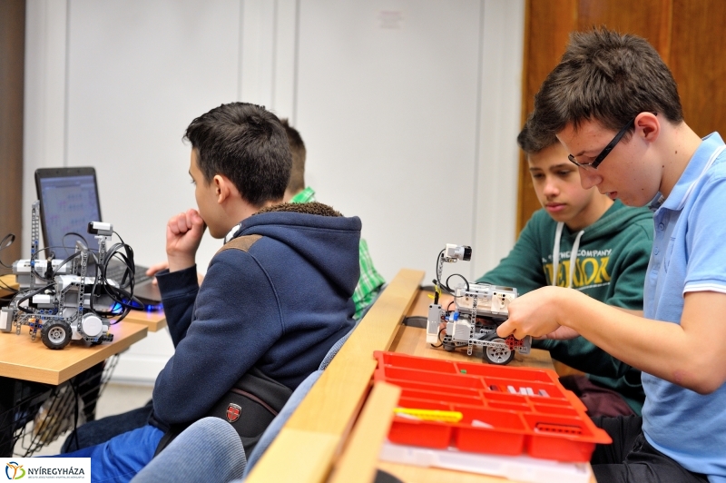 Robotkupa a Nyíregyházi Egyetemen