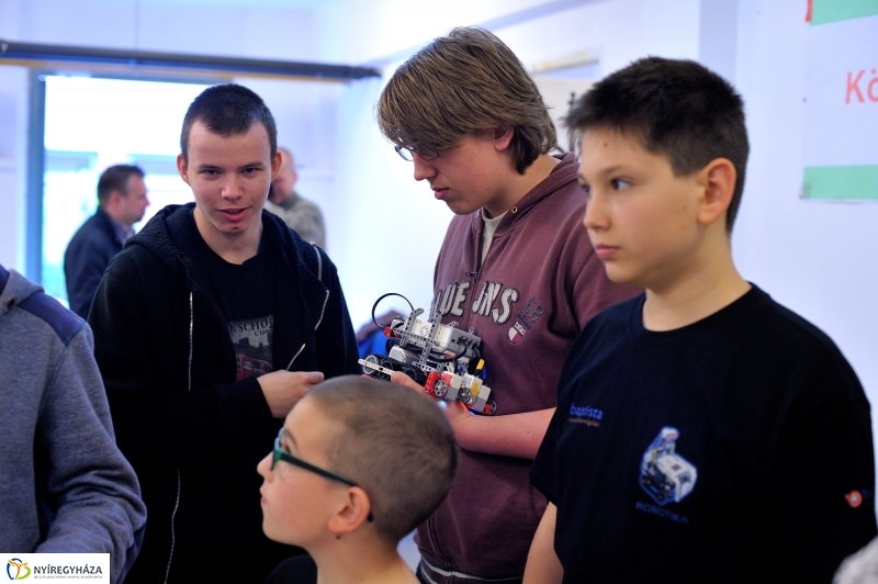 Robotkupa a Nyíregyházi Egyetemen