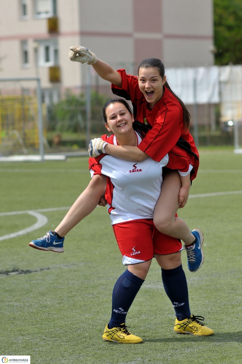 Női foci a stadionban