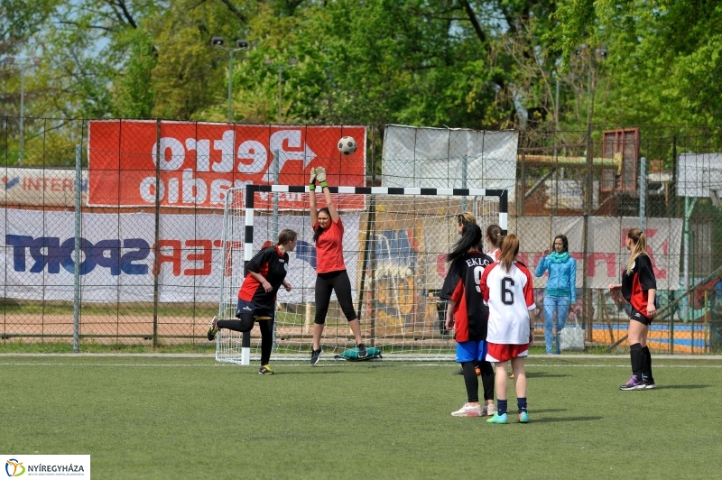 Női foci a stadionban