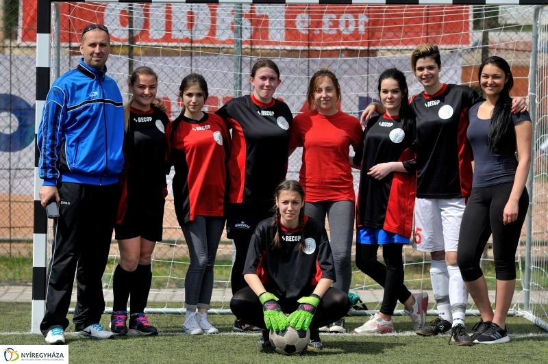 Női foci a stadionban