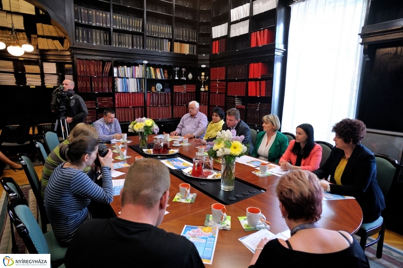 Helló Nyíregyháza sajtótájékoztató