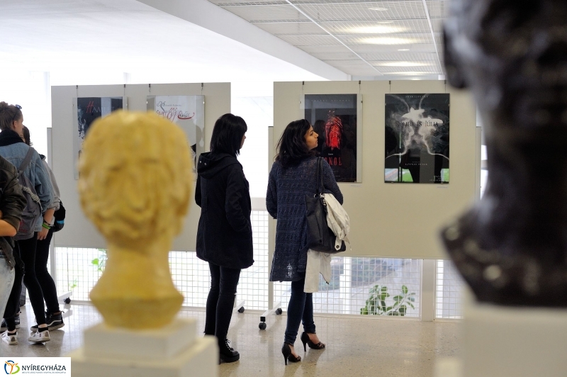 Kiállítás a tehetségekről