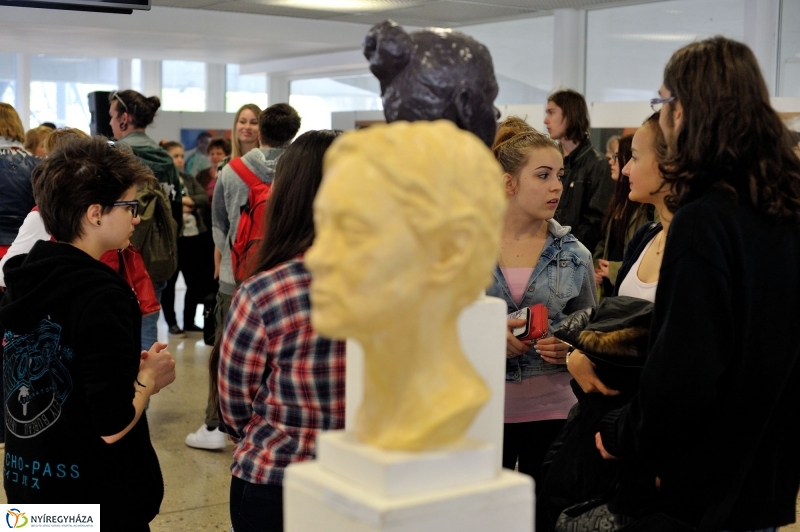 Kiállítás a tehetségekről