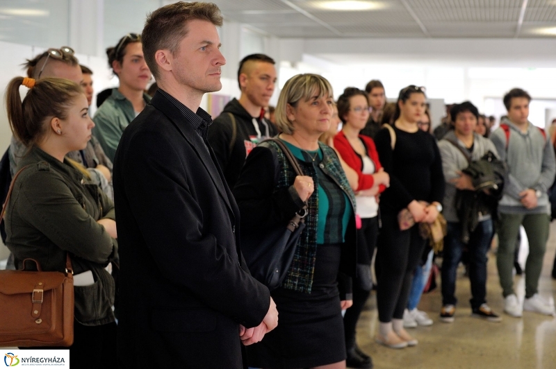 Kiállítás a tehetségekről