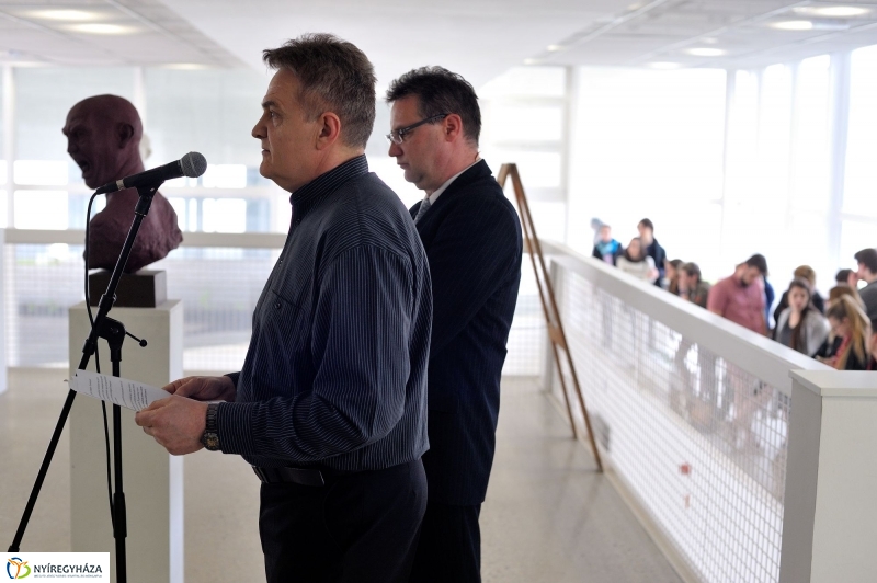 Kiállítás a tehetségekről