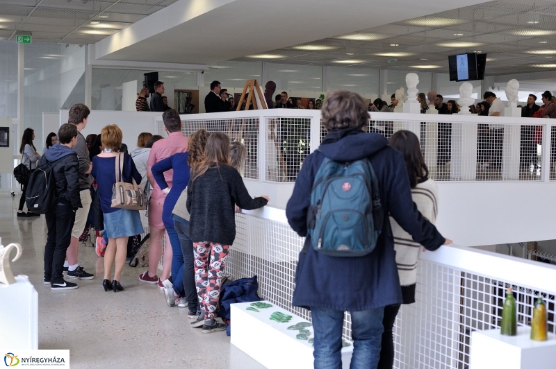 Kiállítás a tehetségekről