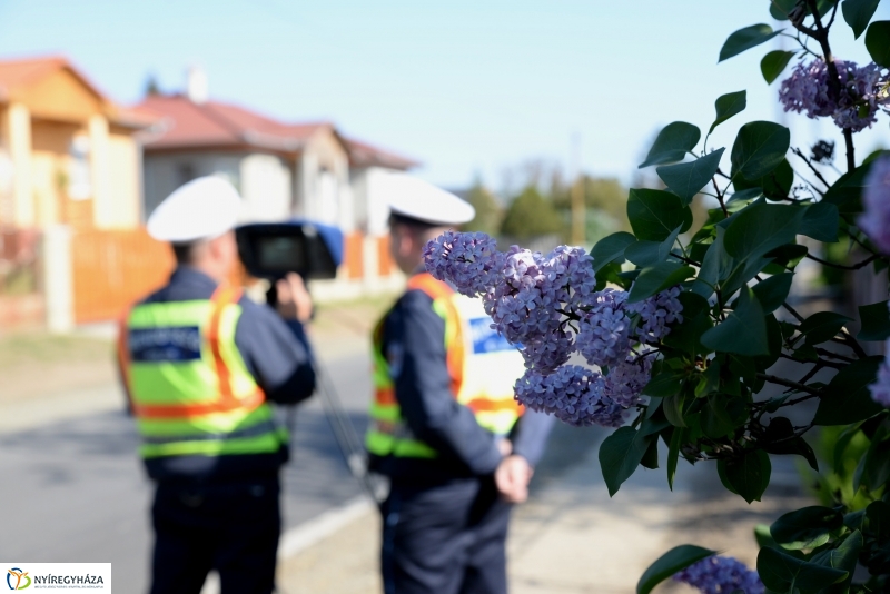 Speedmaraton-trafipaxos ellenőrzés a Kincs utcán