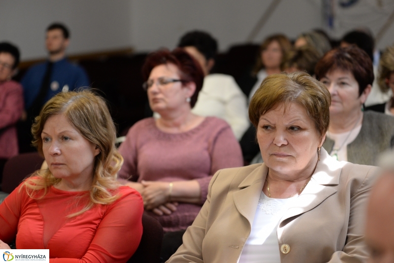 Évértékelés a Vöröskeresztnél