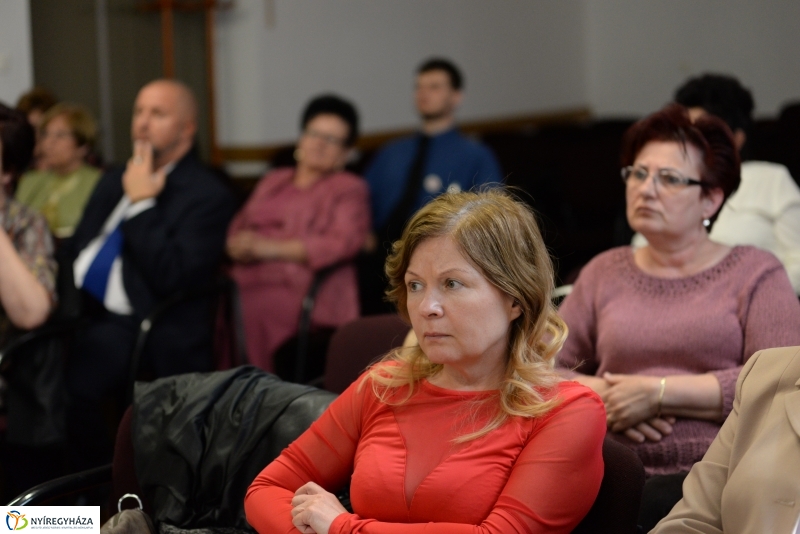 Évértékelés a Vöröskeresztnél