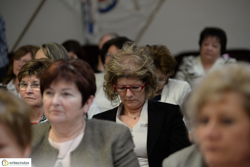 Évértékelés a Vöröskeresztnél