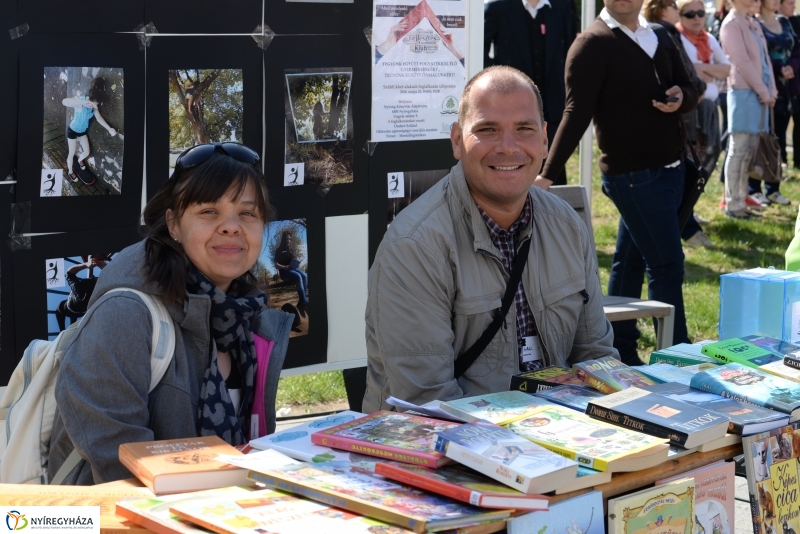 Civil sziget-színpadi produkciók a Helló Nyíregyháza keretében