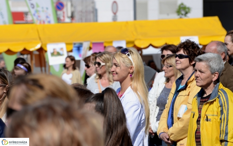 Civil sziget-színpadi produkciók a Helló Nyíregyháza keretében