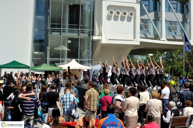 Helló Nyíregyháza Civil Sziget