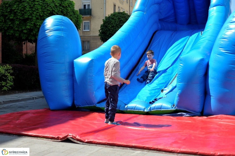 Helló Nyíregyháza Kölyök utca