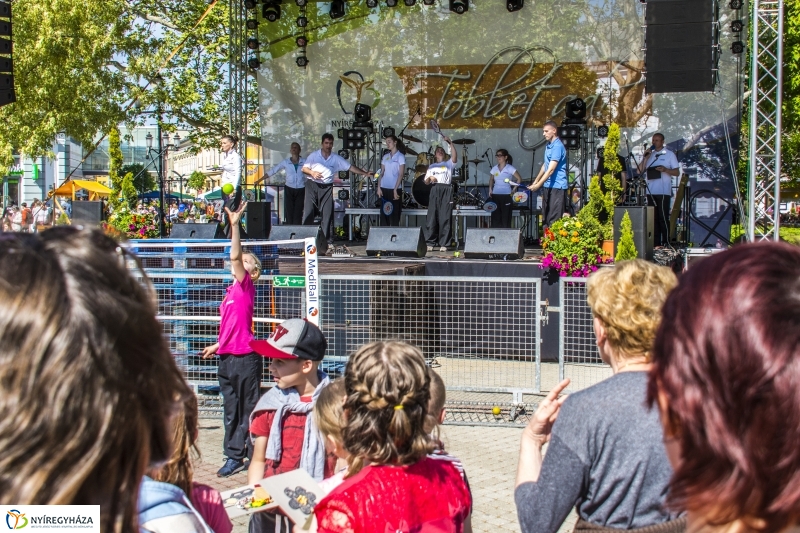 Hello Nyíregyháza - MediBall bemutató