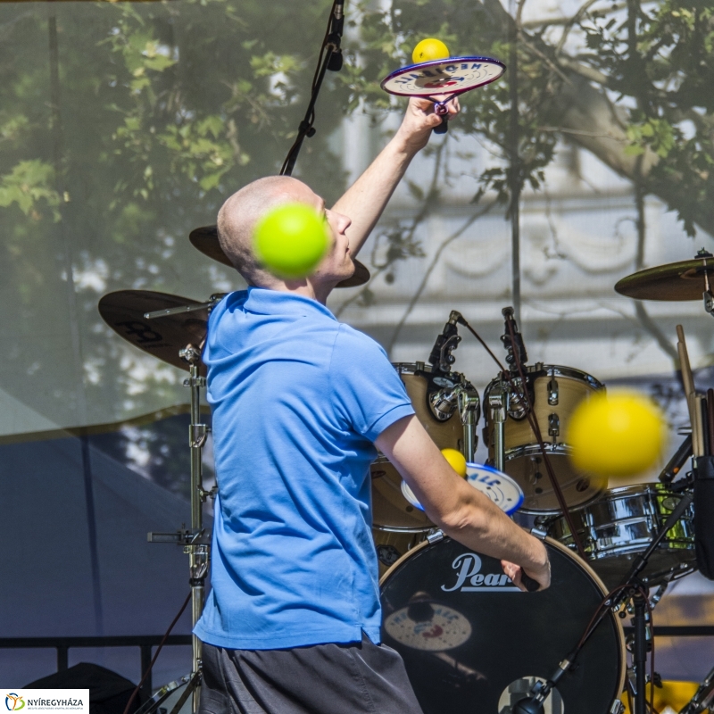 Hello Nyíregyháza - MediBall bemutató
