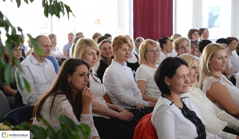 Bölcsődék napja-a bölcsődei dolgozók kitüntetése