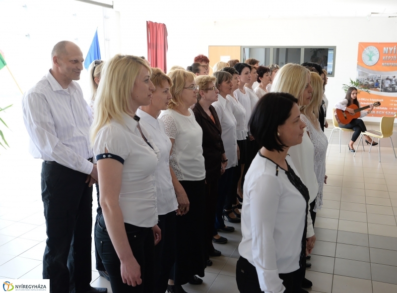 Bölcsődék napja-a bölcsődei dolgozók kitüntetése