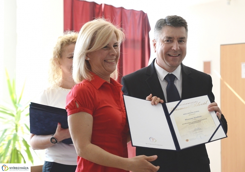 Bölcsődék napja-a bölcsődei dolgozók kitüntetése