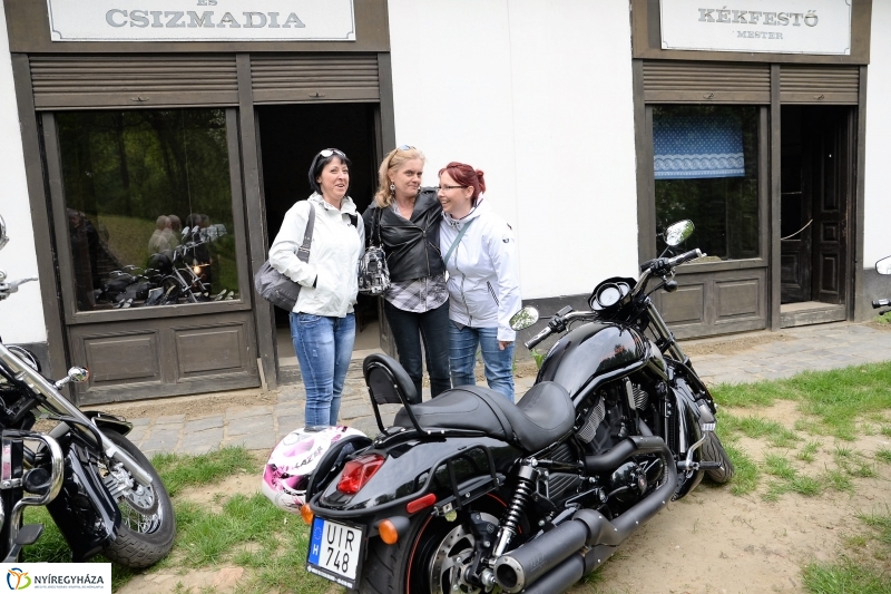 Motoros véradás a Falumúzeumban