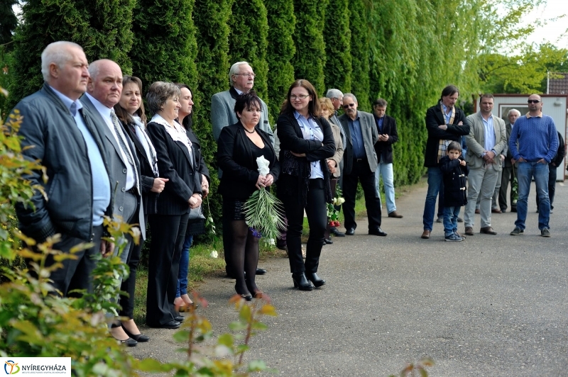 Emléktábla avatás a 4S-2000 Kft-nél