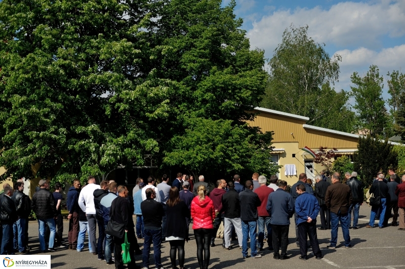 Emléktábla avatás a 4S-2000 Kft-nél