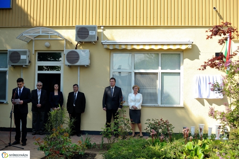 Emléktábla avatás a 4S-2000 Kft-nél