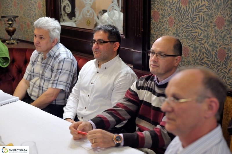 Ülésezett a Pékszövetség