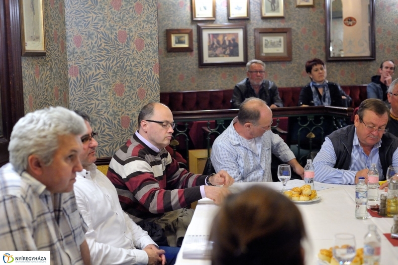 Ülésezett a Pékszövetség