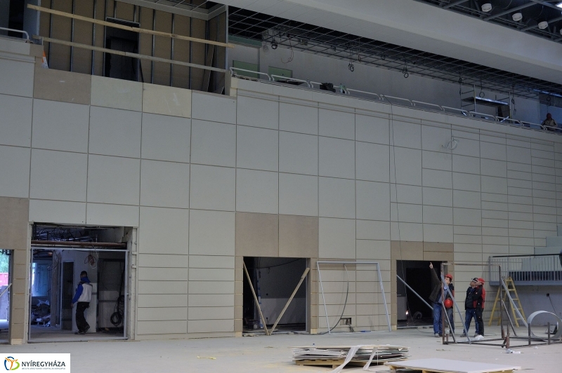 Épül a Continental Aréna