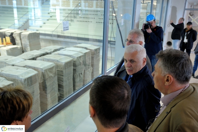 Épül a Continental Aréna